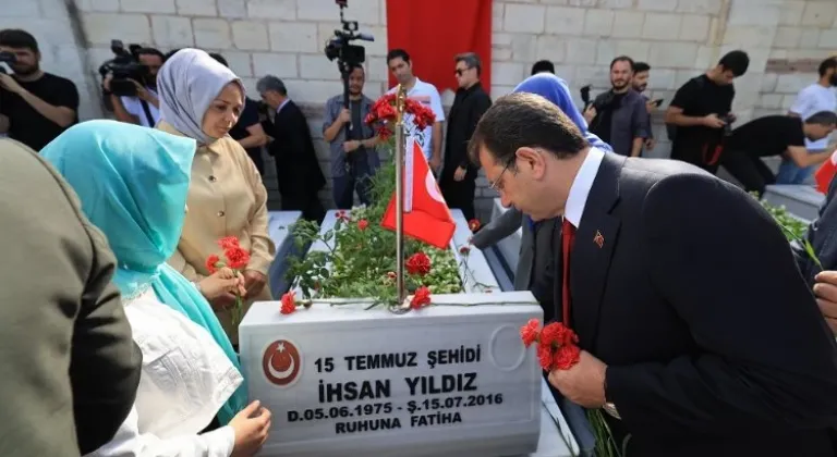 15 Temmuz Şehitleri İstanbul Büyükşehir'de Özel Anma Töreni Gerçekleştirildi