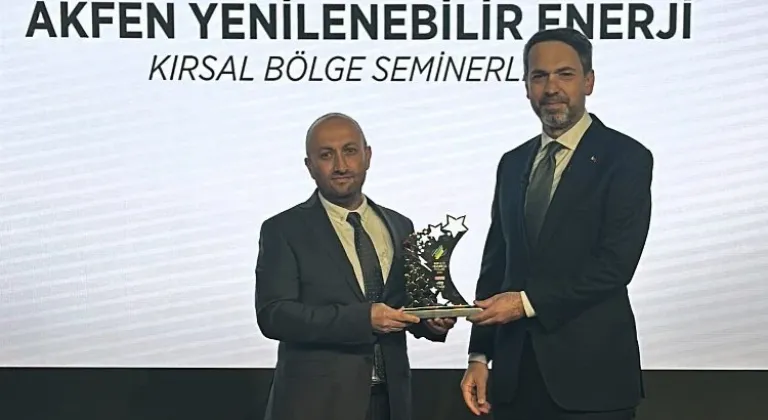 Akfen Yenilenebilir Enerji Kadınların Eğitim Projeleriyle Ödül Aldı