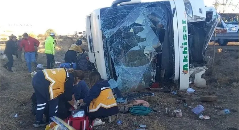 Aksaray'da otobüs devrildi: 6 ölü, 25 yaralı