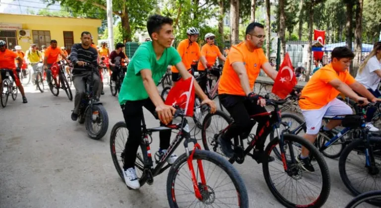 Antalya Büyükşehir Belediyesi ve Kent Konseyi işbirliğiyle Çakırlar'da Bisiklet Şenliği