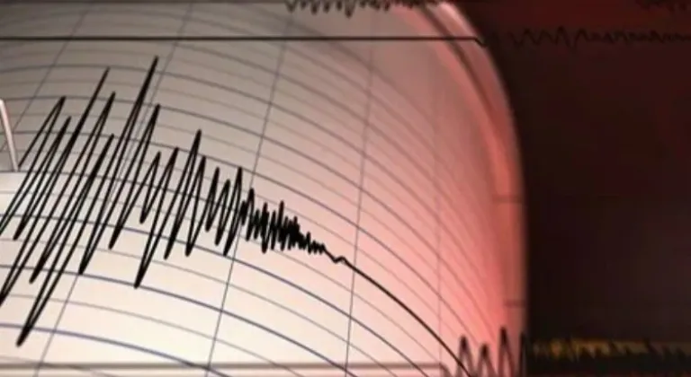 Antalya Kaş'ta 4,2 Büyüklüğünde Deprem Meydana Geldi