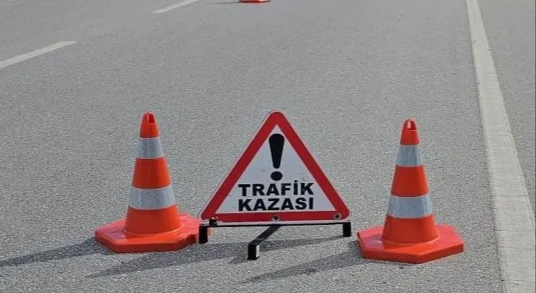 Antalya Kumluca'da Feci Kaza: Motosiklet Sürücüsü Yaralı!