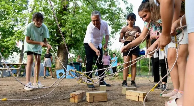 Antalya Muratpaşa'da Zeytinpark'ta Doğa Kampı 10-15 Yaş Grubuna Kapılarını Açtı