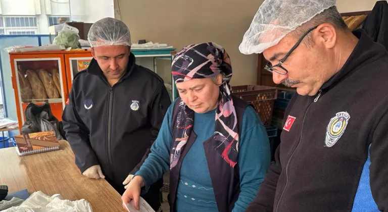 Antalya Zabıtası Fırınlarda Sıkı Denetim Yapıyor