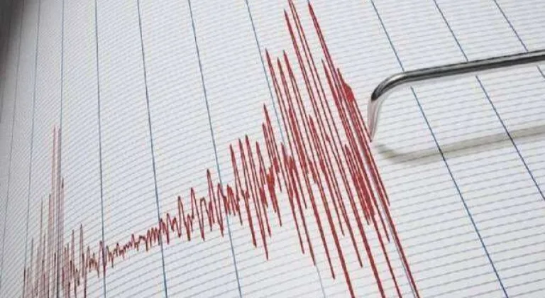 Antalya'da deprem