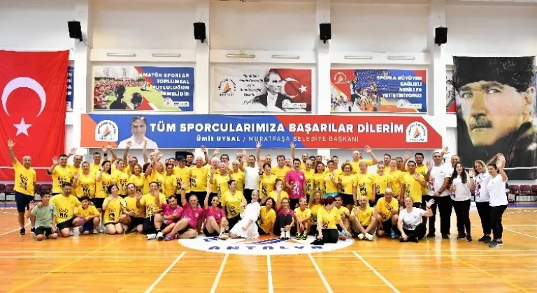 Antalya'da Geleneksel Veteranlar Badminton Şenliği Güzergah Belirledi