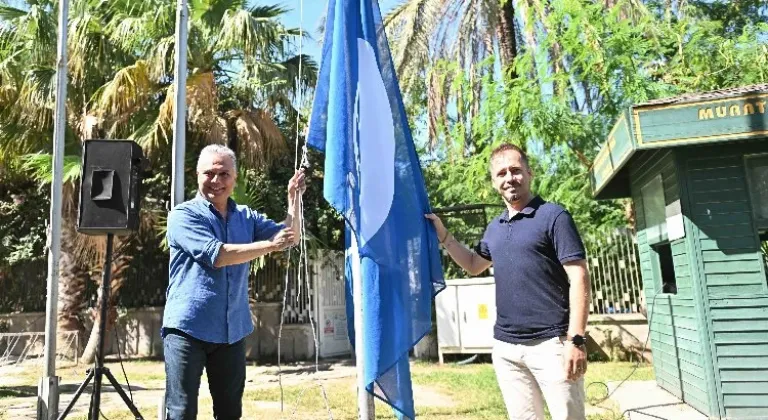 Antalya’da Mavi Bayrağa Layık Görülen Plajlara Törenle Teslim