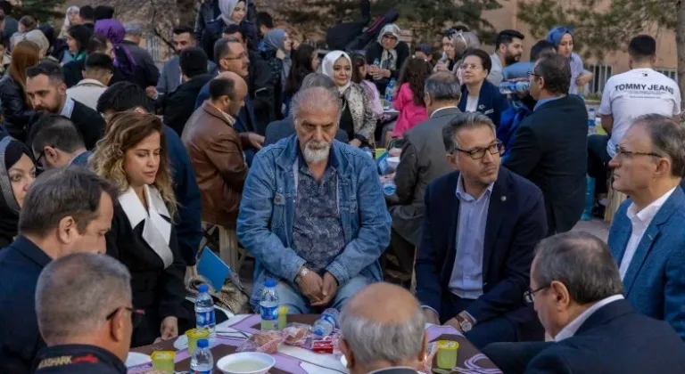 ASKON Konya Öğrencilerle İftarda Buluştu - Selçuk Üniversitesi'nde Unutulmaz Anlar