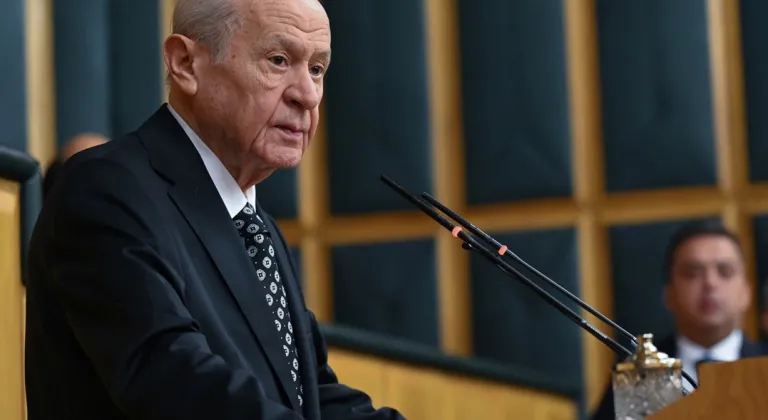 Bahçeli: Kapımızın önünde baykuş öttürmeyiz!