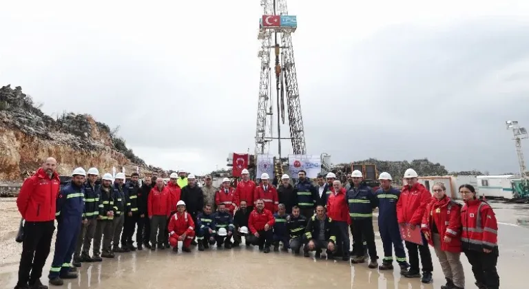 Bakan Bayraktar'dan Müjdeli Açıklama: Gabar'da Rekor Petrol Üretimi!