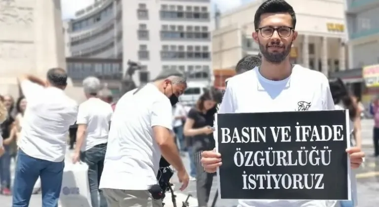 Basın Kulübü Derneği'nde Mustafa Turan'a güvenoyu