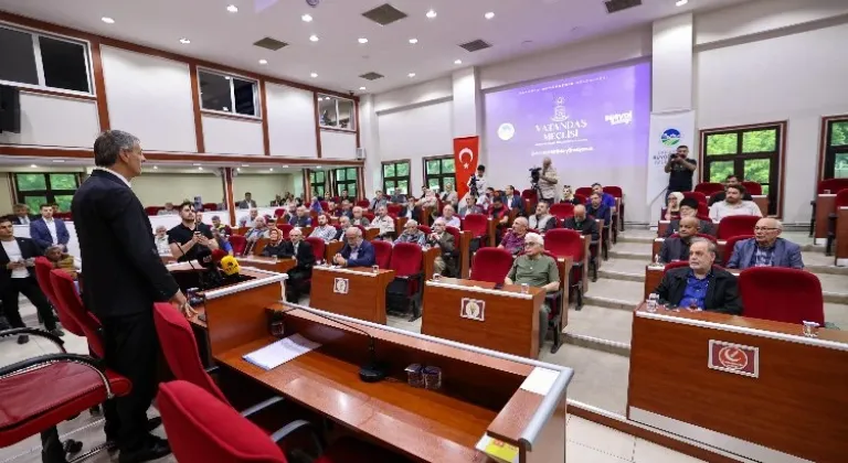 Başkan Alemdar vatandaşa meclisin kapısını açtı