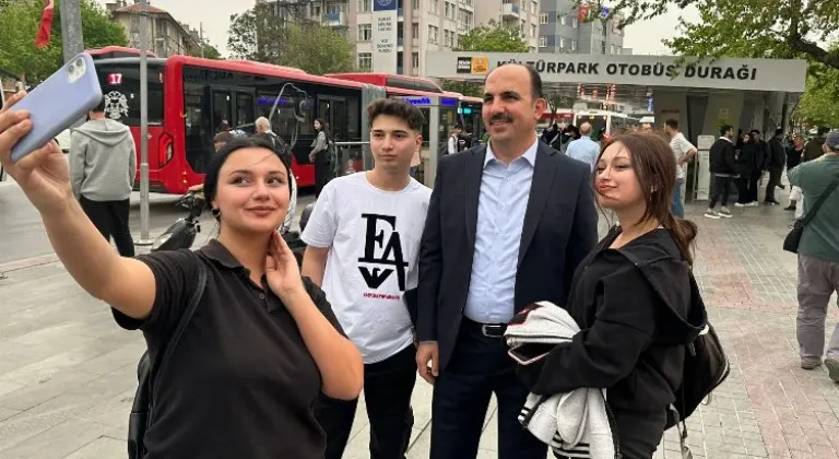 Başkan Altay Konya Kültürpark'ta Vatandaşlarla Buluştu