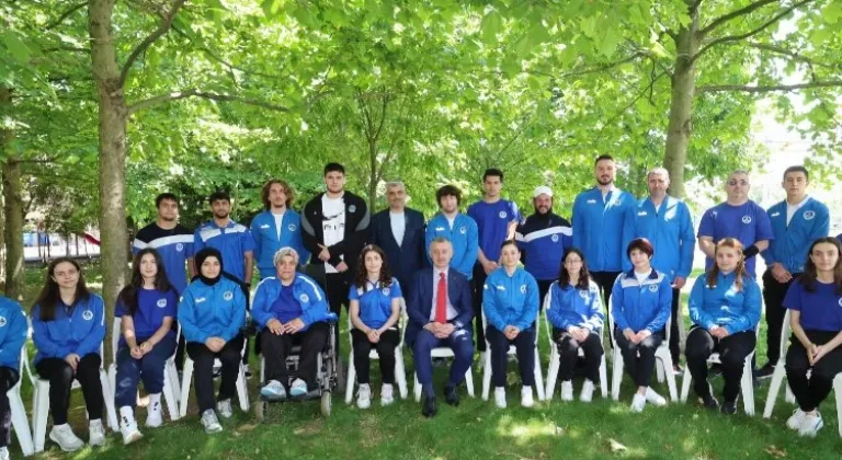 Başkan Büyükakın; Kocaeli’nin gururu Kağıtspor