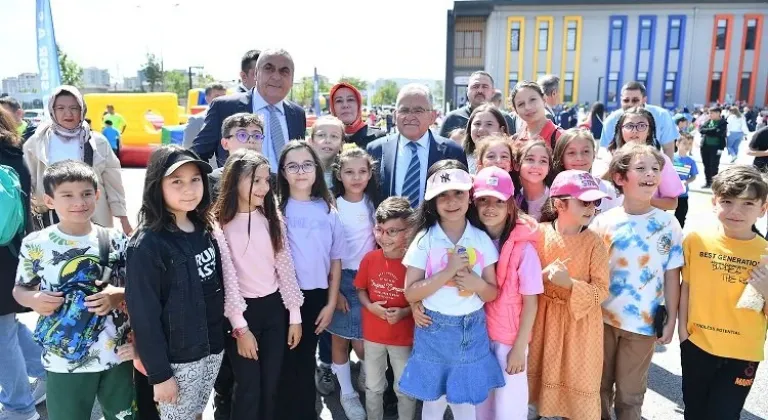 Başkan Büyükkılıç, geleneksel bahar şenliği ve kermes etkinliğine katıldı