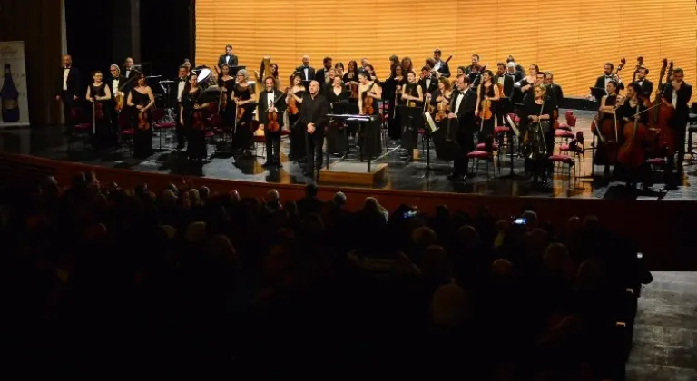 BBDSO’dan Tıp Bayramı’na Özel Konser: Lucienne Renaudin Vary Trompetiyle Büyüledi