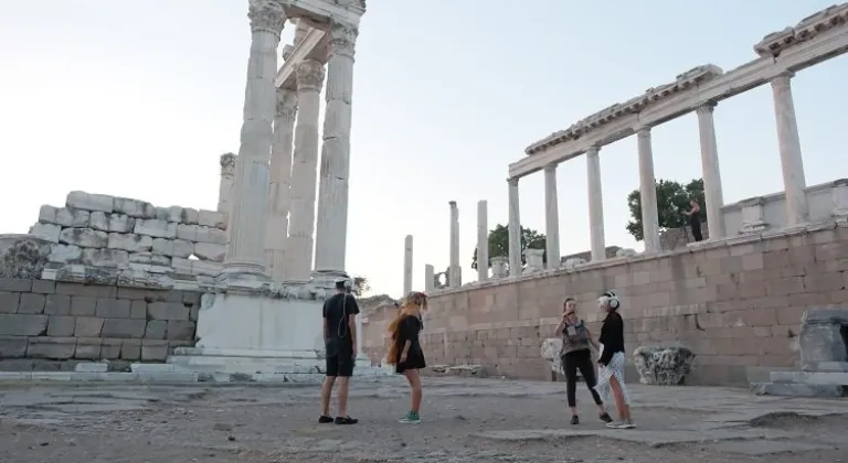 Bergama Tiyatro Festivali 5. Edisyonu İle Yeniden Geliyor!