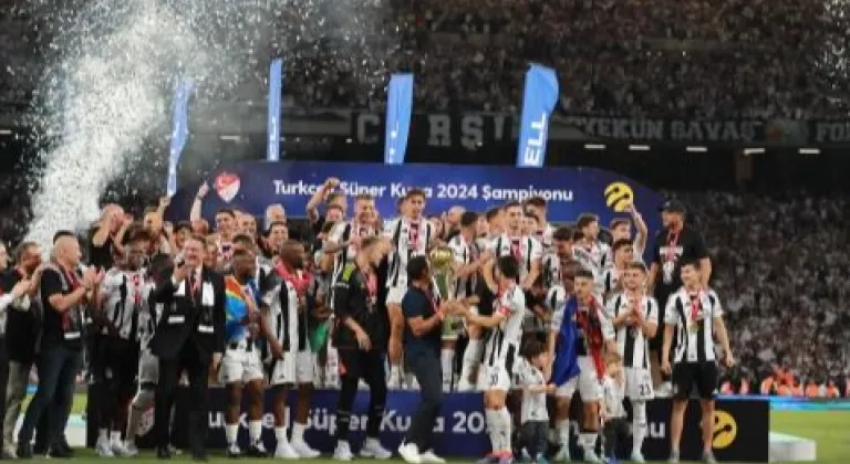 Beşiktaş, Galatasaray'ı 5-0 Mağlup Ederek Turkcell Süper Kupa 2024'ü Kazandı