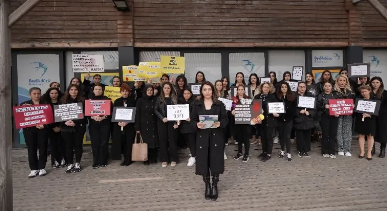 Beylikdüzü Belediyesi’nin eğitimcileri katledilen öğretmen İbrahim Oktugan’ı andı