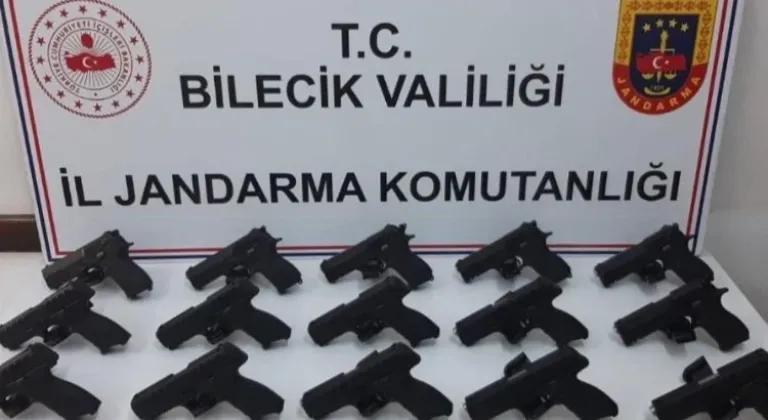 Bilecik Bozüyük'te Jandarma Ekipleri Tabancalara El Koydu