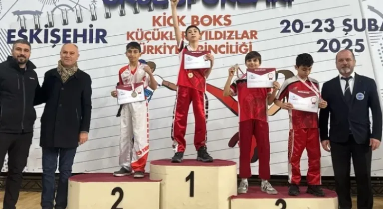 Bilecik Pazaryerili Kick Boksçular Gümüş ve Bronz Madalyalarla Parlıyor
