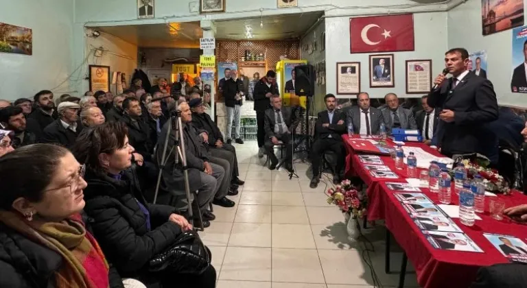 Bilecik Pazaryeri'nde CHP'nin Kapatılan Sosyal Medya Hesabına Tepki Geldi