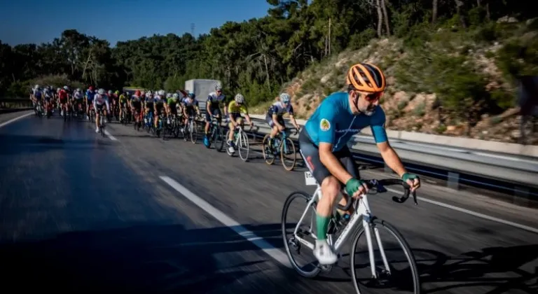 Bisiklet Tutkunları Heyecanla Bekliyor: AKRA Gran Fondo Antalya Kemer'de!