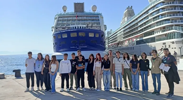 Bodrum Port'ta gençlere denizcilik ve çevre eğitimi