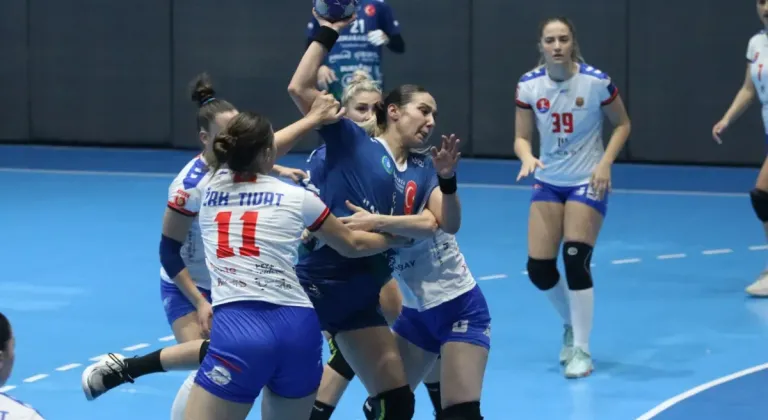 Bursa Büyükşehir Belediyespor, EHF Avrupa Kupası'nda tur kapısını araladı