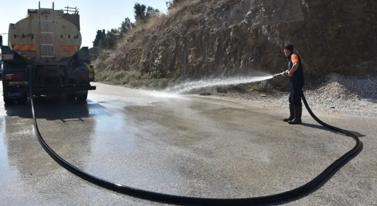 Bursa Gemlik'te temizlik dört koldan