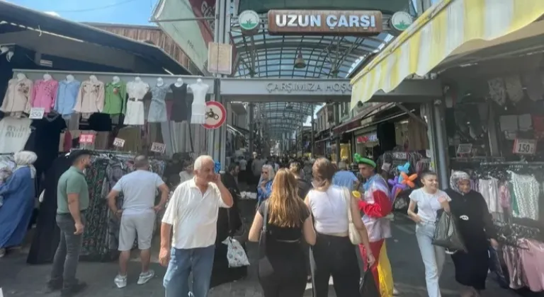 Bursa Kapalıçarşı’da sezon sonu yoğunluğu