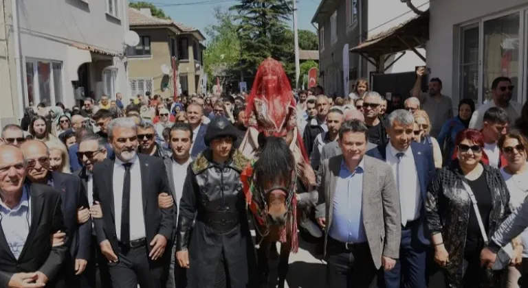 Bursa Osmangazi Köy Düğünü İle Gelenekler Yaşatıldı