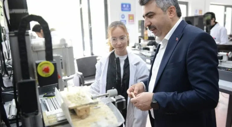 Bursa Yıldırım Belediyesi Gençlere İstihdam Kapıları Açıyor