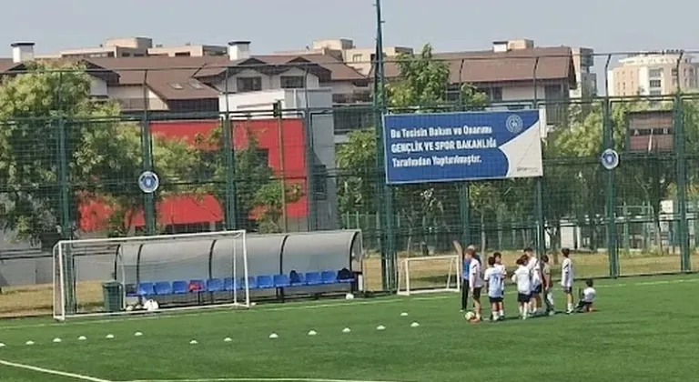 Bursa'da Emek Spor Tesisleri Genç Yeteneklerin Yetiştiği Spor Merkezi