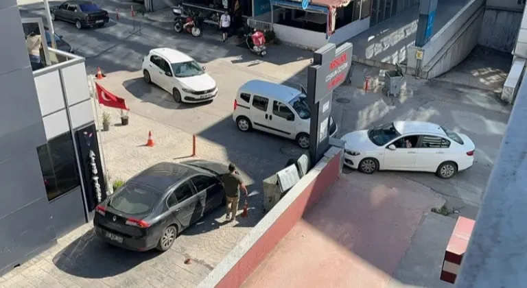 Bursa'da Otopark Kargaşası: Sorumsuz Sürücü Mağdur Etti!