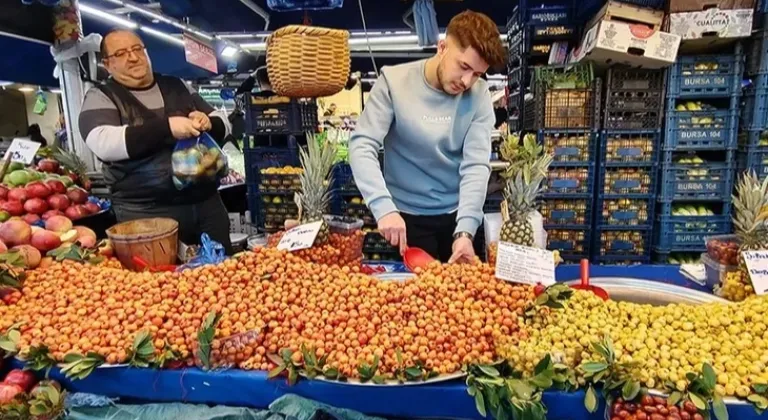 Bursa'da pazar alışverişi lüks oldu