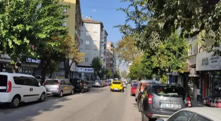 Bursa’nın Osmangazi Semti Gazcılar Caddesi'nde Otopark Sorunu Vatandaşları Zor Durumda Bırakıyor