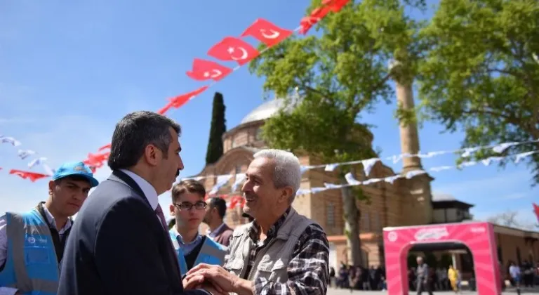 Bursa'yı Erguvan bayramı heyecanı sardı