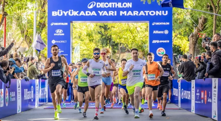 Büyükada Yarı Maratonu'na rekor katılım gerçekleşti