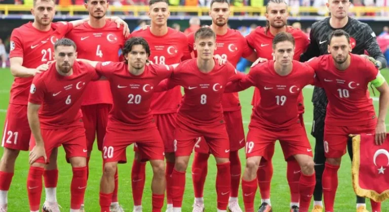 Çayırova'da Milli Maç Heyecanı Dev Ekranda! Türkiye A Milli Futbol Takımı'nın Avusturya Maçı Coşkusu Çayırova'da Şölen Olacak