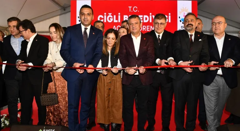 CHP Genel Başkanı Özgür Özel, Çiğli'de İki Yeni 'Özel' Projenin Açılışını Gerçekleştirdi