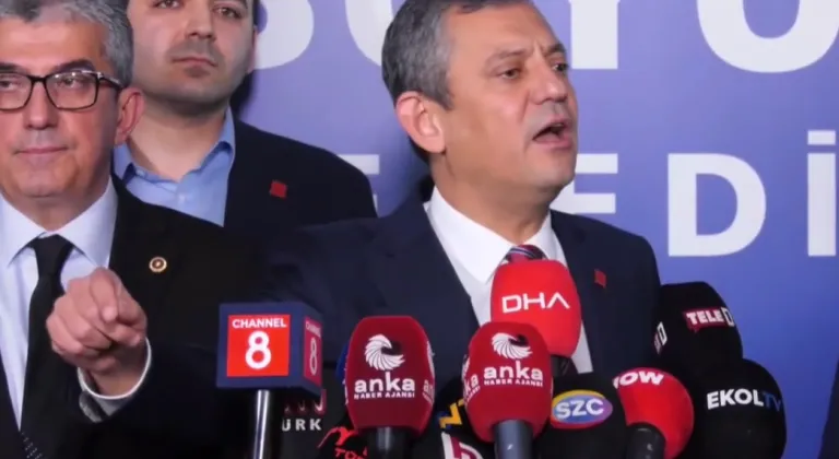 CHP Genel Başkanı Özgür Özel, Olağanüstü Kurultay Kararı Aldı!