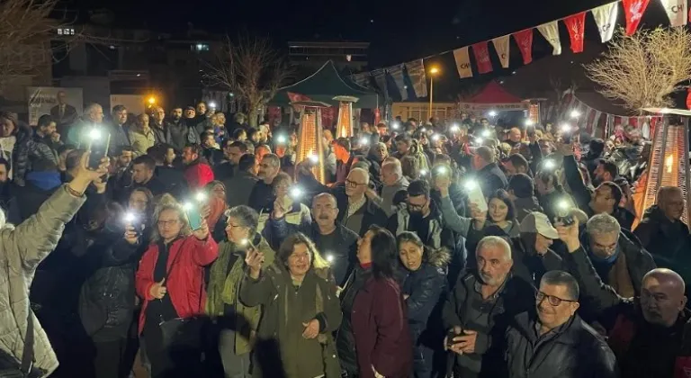 CHP Mudanya Belediye Başkan Adayı Deniz Dalgıç, Lokma ve Çay Eşliğinde Mudanyalılarla Buluştu