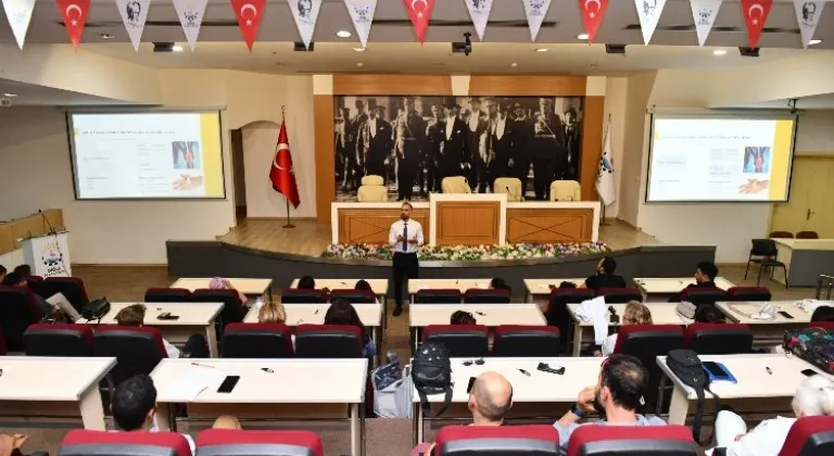 Çiğlili sporseverler sağlıklı beslenme seminerinde buluştu