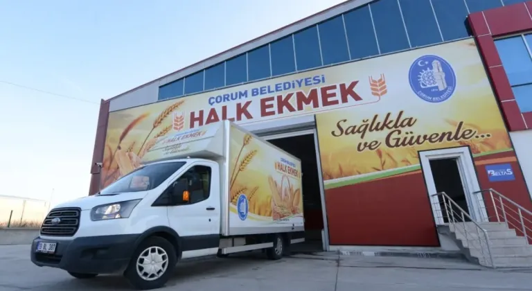 Çorum'da Halk Ekmek Fabrikası Ekmek Gramajını Arttırarak Fiyatlarda Düzenleme Yaptı