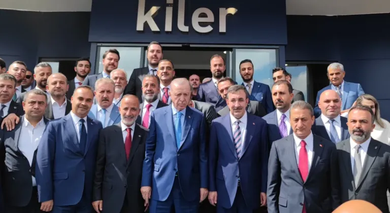 Cumhurbaşkanı Erdoğan, Bitlis'te iplik fabrikası açtı