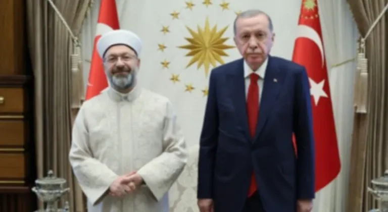 Cumhurbaşkanı Erdoğan, Diyanet İşleri Başkanı Ali Erbaş’ı Kabul Etti