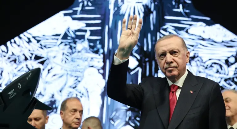 Cumhurbaşkanı Erdoğan: Oyun kuranların oyunlarını tek tek başlarına geçireceğiz