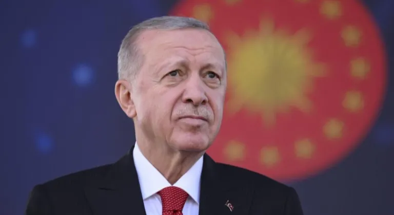 Cumhurbaşkanı Erdoğan'dan 18 Mart Mesajı: 'O Ruh, Yolumuzu Aydınlatmayı Sürdürecek'