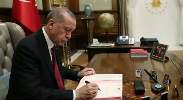 Cumhurbaşkanı Erdoğan'ın İmzasıyla Yayımlanan Atama Kararları Resmi Gazete'de!